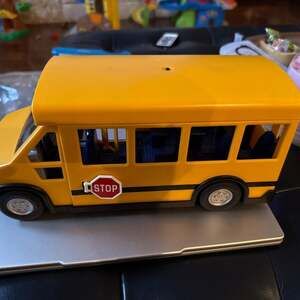 Playmobil School Bus~2011~With Working Lights~#5940~EUC